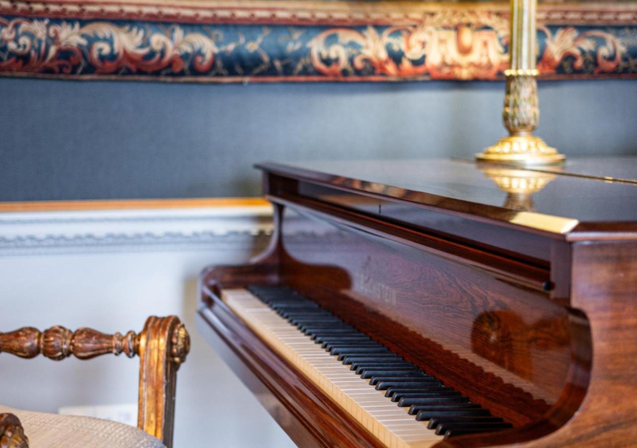 Wolterton Hall Villa Itteringham ภายนอก รูปภาพ