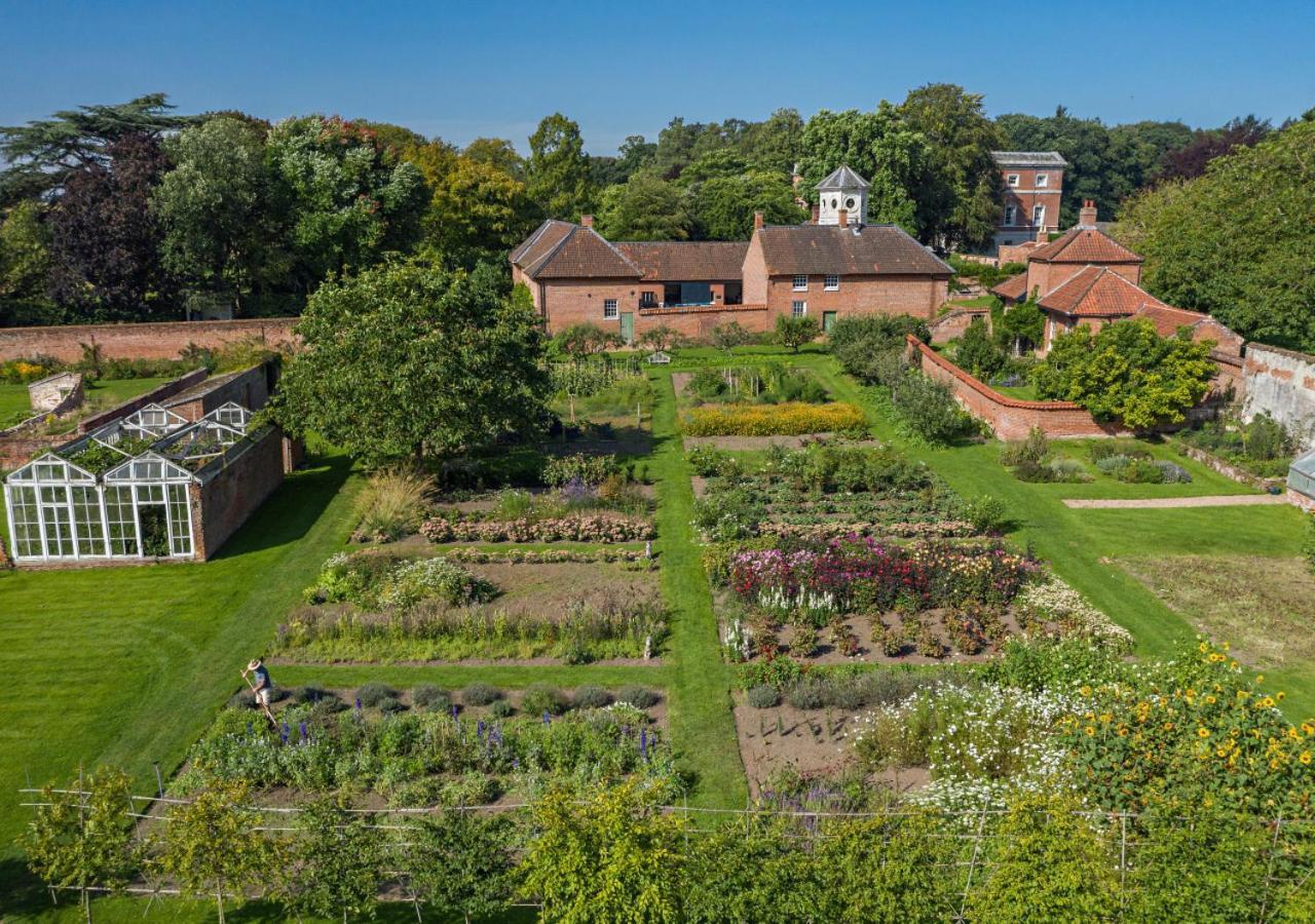 Wolterton Hall Villa Itteringham ภายนอก รูปภาพ